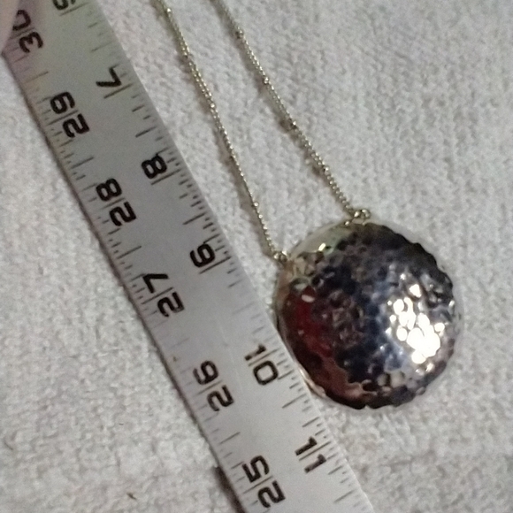 Silvertone large round pendant chain statement runway necklace - Picture 3 of 4
